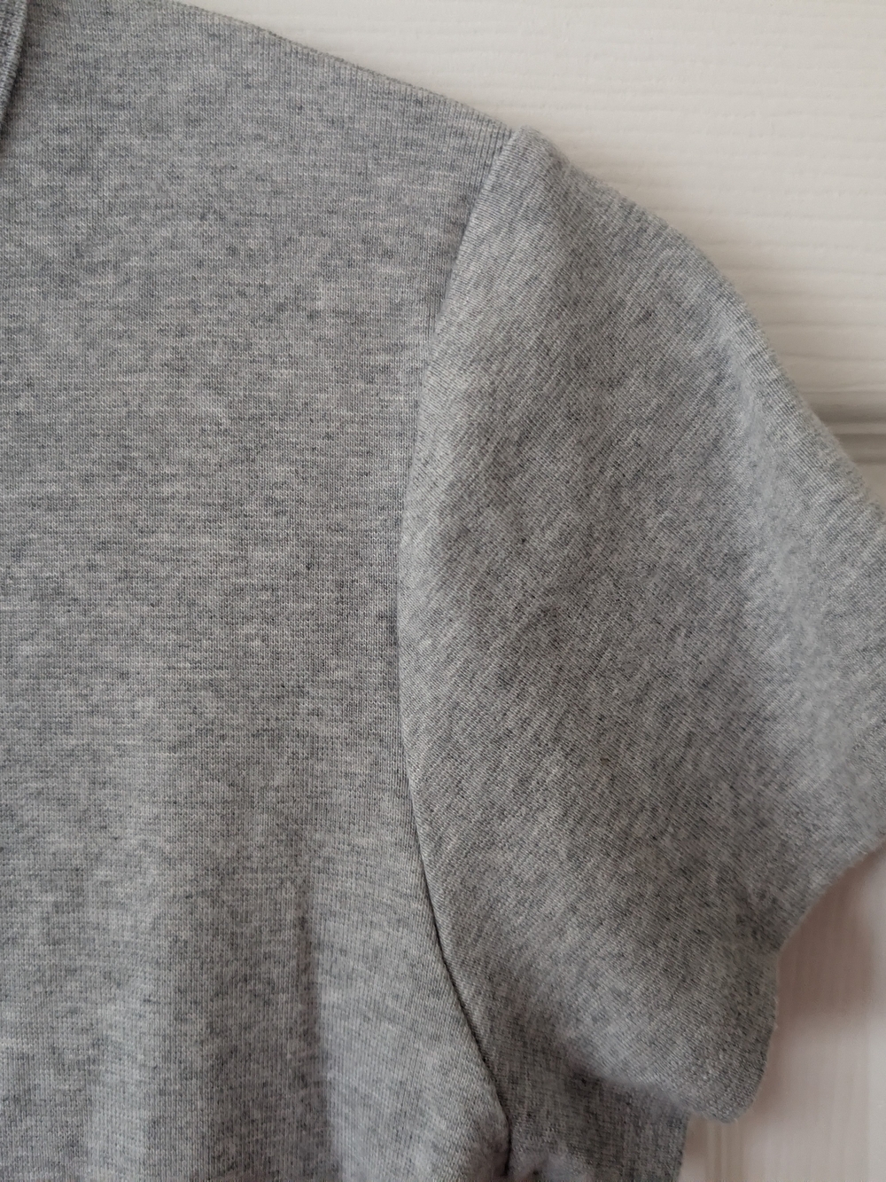The Baby Ribbed Tee In Gray - Picture 4 of 7